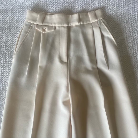 Irena Highwaisted Tailored Pant in Ivory - Picture 7 of 12